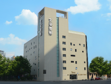 成都艺星医疗美容医院隆胸具体价格表/案例真实反馈